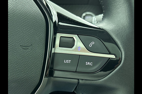 Peugeot e-208 EV Allure 50 kWh Panoramadak Airco ECC Navi Carplay PDC VA+ Camera Virtual 3D Cockpit Adaptive Cruise Control Stoelverwarming