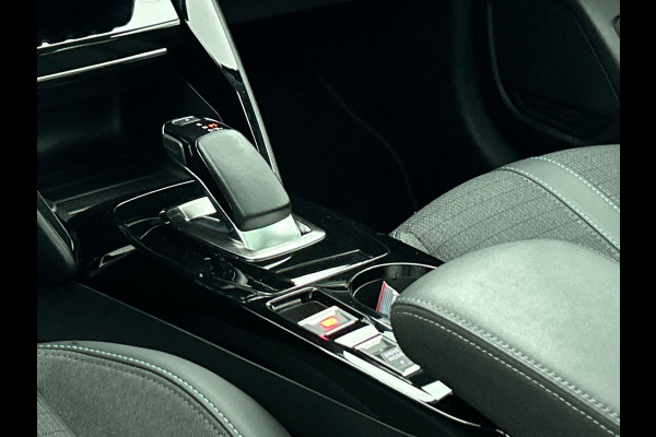 Peugeot e-208 EV Allure 50 kWh Panoramadak Airco ECC Navi Carplay PDC VA+ Camera Virtual 3D Cockpit Adaptive Cruise Control Stoelverwarming