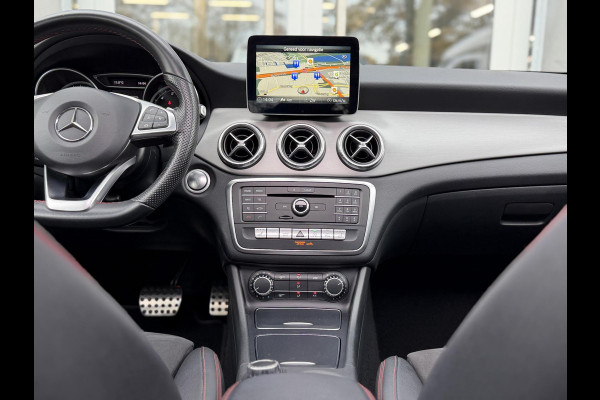 Mercedes-Benz CLA-Klasse Shooting Brake 180 Bus. Solution AMG Night|Pano|Trekhaak|Cam