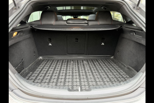 Mercedes-Benz CLA-Klasse Shooting Brake 180 Bus. Solution AMG Night|Pano|Trekhaak|Cam