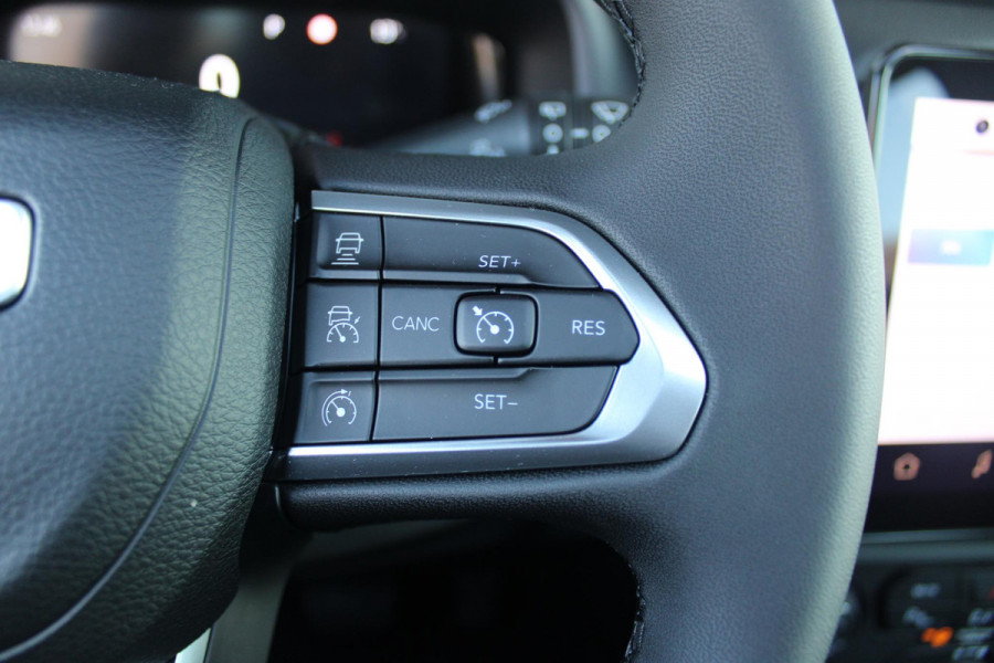 Jeep Renegade 1.5T 130PK e-Hybrid ALTITUDE | DRAADLOZE APPLE CARPLAY/ANDROID AUTO | PANORAMISCH SCHUIF/KANTEL DAK | FULL LED KOPLAMPEN | DODEHOEK DETECTIE | ADAPTIVE CRUISE CONTROL | LICHTMETALEN VELGEN 17" | ACHTERUITRIJ CAMERA | DAB+ RADIO | NAVIGATIE | PARKEERSENSOREN VOOR + ACHTER | AUTOMATISCH INPARKEREN | KEYLESS ENTRY/START |