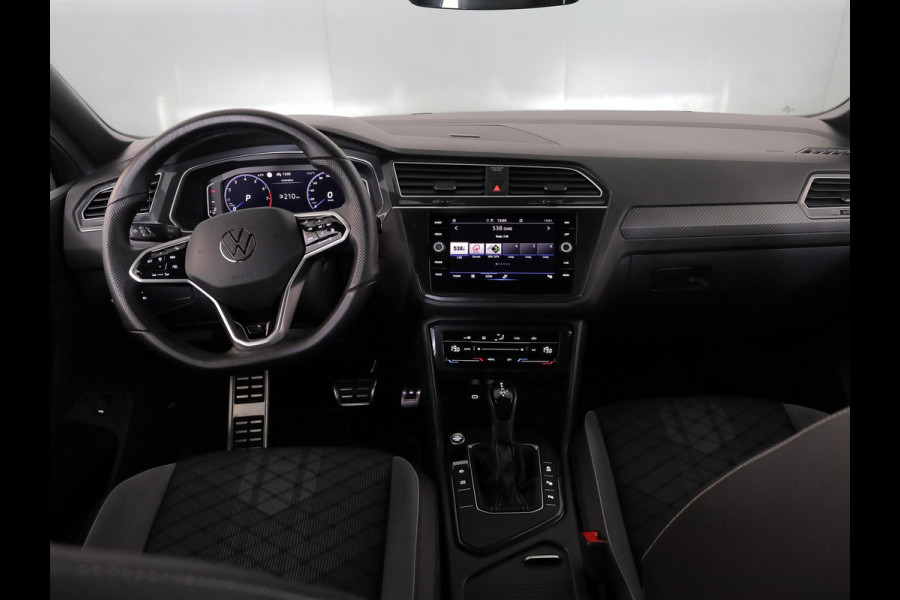 Volkswagen Tiguan 1.5 TSI R-Line Business 150pk DSG| Navi| 19'LM-velgen| Camera|Digital display