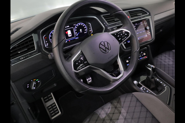 Volkswagen Tiguan 1.5 TSI R-Line Business 150pk DSG| Navi| 19'LM-velgen| Camera|Digital display