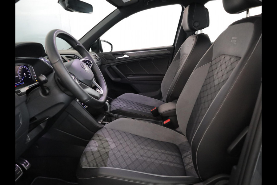 Volkswagen Tiguan 1.5 TSI R-Line Business 150pk DSG| Navi| 19'LM-velgen| Camera|Digital display