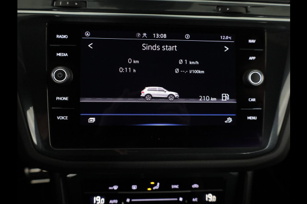 Volkswagen Tiguan 1.5 TSI R-Line Business 150pk DSG| Navi| 19'LM-velgen| Camera|Digital display