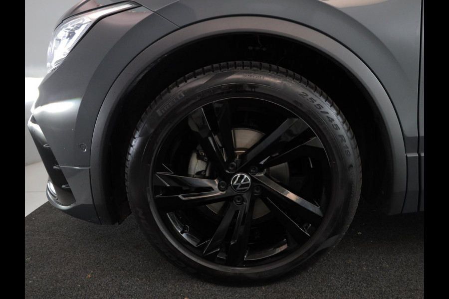 Volkswagen Tiguan 1.5 TSI R-Line Business 150pk DSG| Navi| 19'LM-velgen| Camera|Digital display