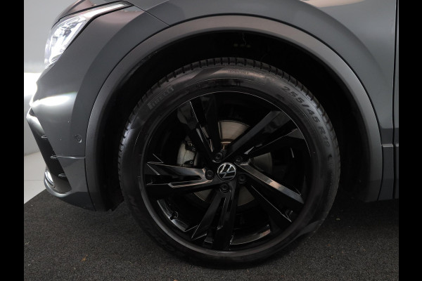 Volkswagen Tiguan 1.5 TSI R-Line Business 150pk DSG| Navi| 19'LM-velgen| Camera|Digital display