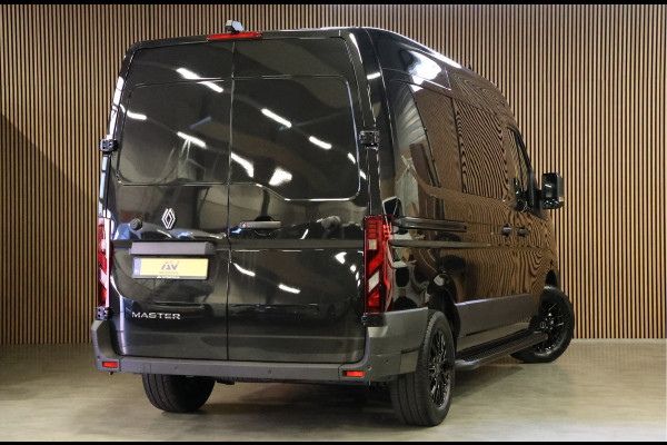 Renault Master T35 2.0 dCi 170 L2H2 DC | 6-Zitter | Navigatie | Camera | CarPlay | LED Koplampen | DAB | PDC V+A | Cruise control | Nieuwe APK | Dubbel cabine | Uniek
