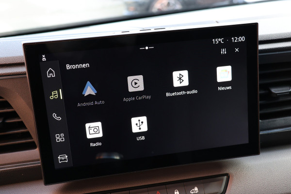 Renault Master T35 2.0 dCi 170 L2H2 DC | 6-Zitter | Navigatie | Camera | CarPlay | LED Koplampen | DAB | PDC V+A | Cruise control | Nieuwe APK | Dubbel cabine | Uniek