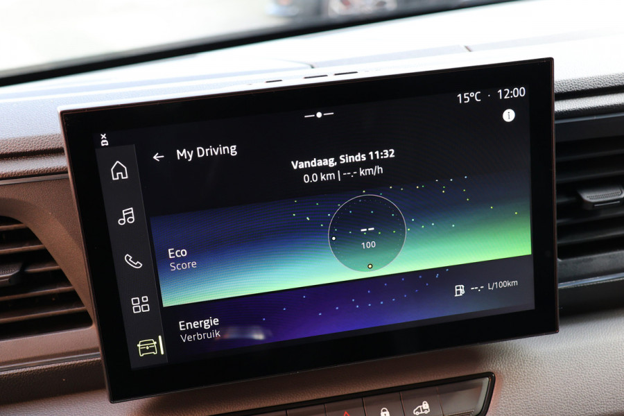 Renault Master T35 2.0 dCi 170 L2H2 DC | 6-Zitter | Navigatie | Camera | CarPlay | LED Koplampen | DAB | PDC V+A | Cruise control | Nieuwe APK | Dubbel cabine | Uniek