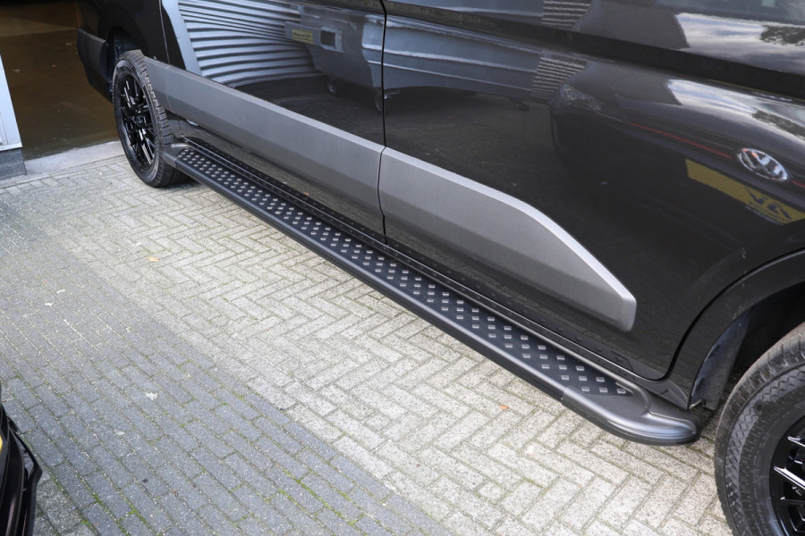 Renault Master T35 2.0 dCi 170 L2H2 DC | 6-Zitter | Navigatie | Camera | CarPlay | LED Koplampen | DAB | PDC V+A | Cruise control | Nieuwe APK | Dubbel cabine | Uniek