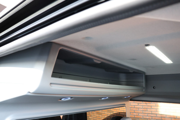 Renault Master T35 2.0 dCi 170 L2H2 DC | 6-Zitter | Navigatie | Camera | CarPlay | LED Koplampen | DAB | PDC V+A | Cruise control | Nieuwe APK | Dubbel cabine | Uniek