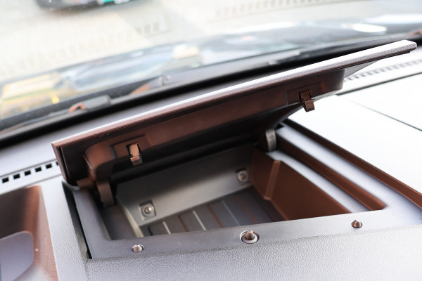 Renault Master T35 2.0 dCi 170 L2H2 DC | 6-Zitter | Navigatie | Camera | CarPlay | LED Koplampen | DAB | PDC V+A | Cruise control | Nieuwe APK | Dubbel cabine | Uniek