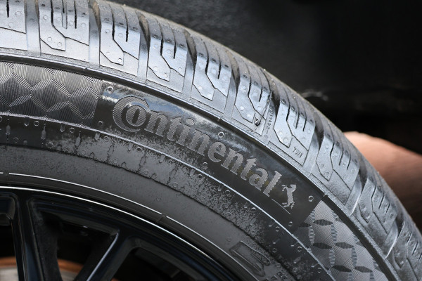 Renault Master T35 2.0 dCi 170 L2H2 DC | 6-Zitter | Navigatie | Camera | CarPlay | LED Koplampen | DAB | PDC V+A | Cruise control | Nieuwe APK | Dubbel cabine | Uniek