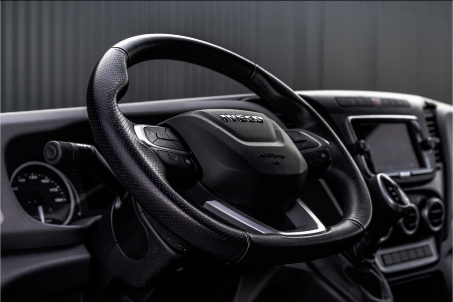 Iveco Daily 35C18 | NW Model | Bakwagen met Laadklep | Automaat | LED | Navi | 3.5T Trekhaak | Climate | Cruise | Euro 6