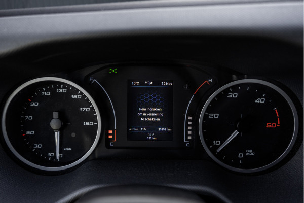 Iveco Daily 35C18 | NW Model | Bakwagen met Laadklep | Automaat | LED | Navi | 3.5T Trekhaak | Climate | Cruise | Euro 6