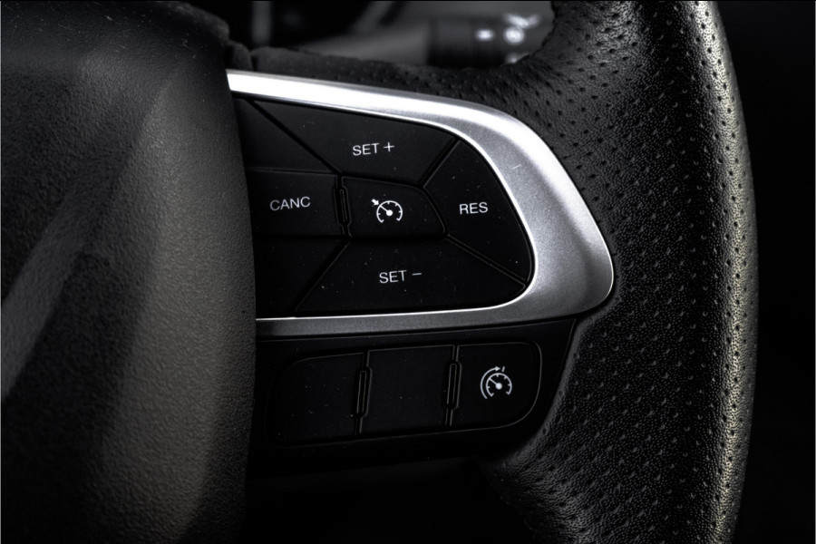 Iveco Daily 35C18 | NW Model | Bakwagen met Laadklep | Automaat | LED | Navi | 3.5T Trekhaak | Climate | Cruise | Euro 6