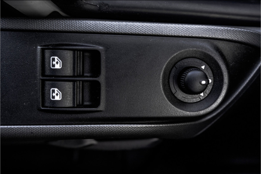 Iveco Daily 35C18 | NW Model | Bakwagen met Laadklep | Automaat | LED | Navi | 3.5T Trekhaak | Climate | Cruise | Euro 6