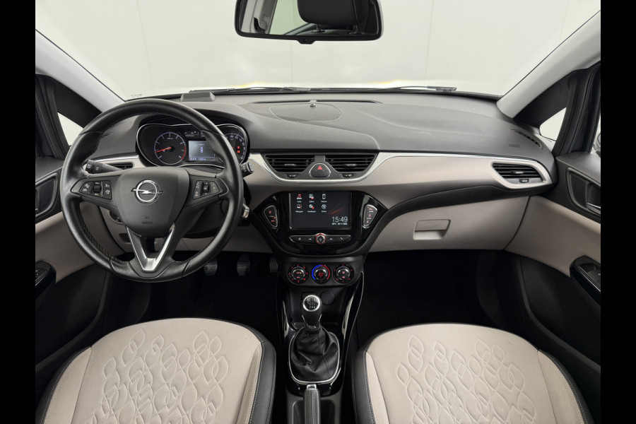 Opel Corsa Turbo 90pk 5d Innovation Bi-Xenon Camera PDC Trekhaak ECC 1/2 Leer Volledig Dealer onderhouden! laatste beurt bij 111.000km Priv.Glass