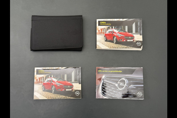 Opel Corsa Turbo 90pk 5d Innovation Bi-Xenon Camera PDC Trekhaak ECC 1/2 Leer Volledig Dealer onderhouden! laatste beurt bij 111.000km Priv.Glass