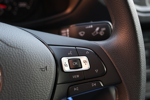 Volkswagen Crafter 2.0 TDI 177 PK L3H3 DC | VW Garantie tot 2029 | 7-Zitter | Bi-Xenon | Camera | CarPlay | Stoelverwarming | Trekhaak | Navigatie  | Dealer onderhouden | Nieuwstaat | Dubbel cabine | Betimmering | Spoilerpakket