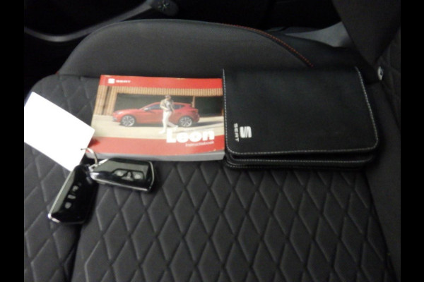 Seat Leon Sportstourer 1.0 TSI FR Business Intense - Navi - Parkeerhulp - Climate - Org.NL