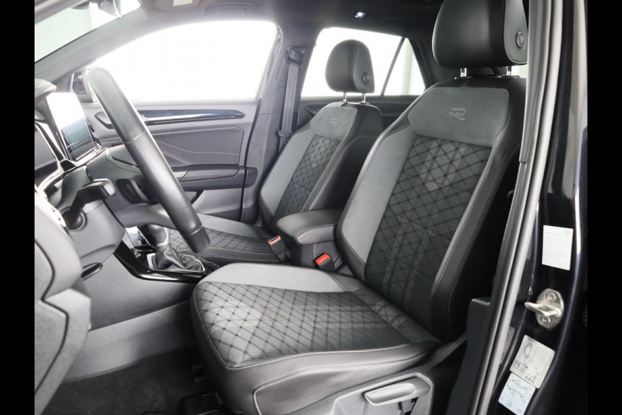 Volkswagen T-Roc 1.5 TSI R-Line Business 150 pk Automaat (DSG) | Navigatie | Panoramadak | Parkeersensoren | Achteruitrij camera | Adaptieve cruise control | Keyless | Full Led koplampen |