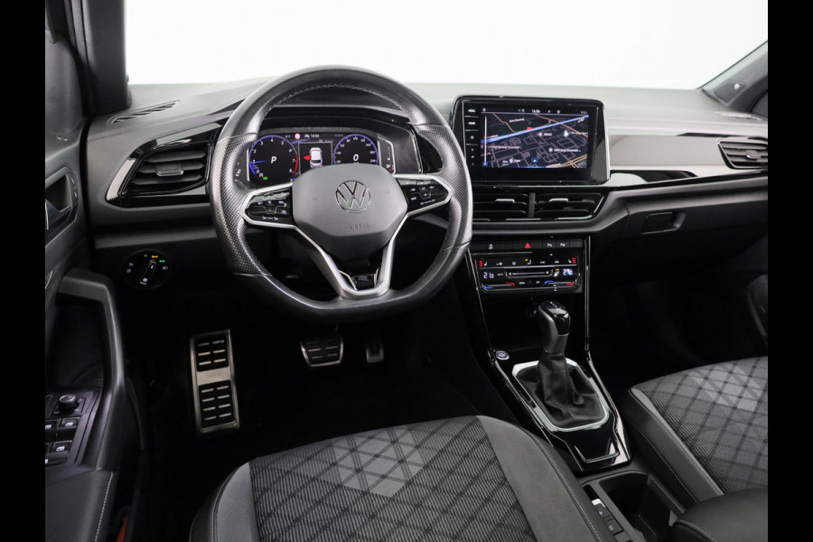 Volkswagen T-Roc 1.5 TSI R-Line Business 150 pk Automaat (DSG) | Navigatie | Panoramadak | Parkeersensoren | Achteruitrij camera | Adaptieve cruise control | Keyless | Full Led koplampen |