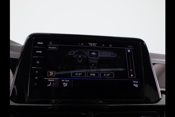 Volkswagen T-Roc 1.5 TSI R-Line Business 150 pk Automaat (DSG) | Navigatie | Panoramadak | Parkeersensoren | Achteruitrij camera | Adaptieve cruise control | Keyless | Full Led koplampen |
