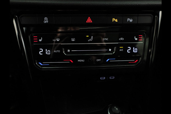 Volkswagen T-Roc 1.5 TSI R-Line Business 150 pk Automaat (DSG) | Navigatie | Panoramadak | Parkeersensoren | Achteruitrij camera | Adaptieve cruise control | Keyless | Full Led koplampen |