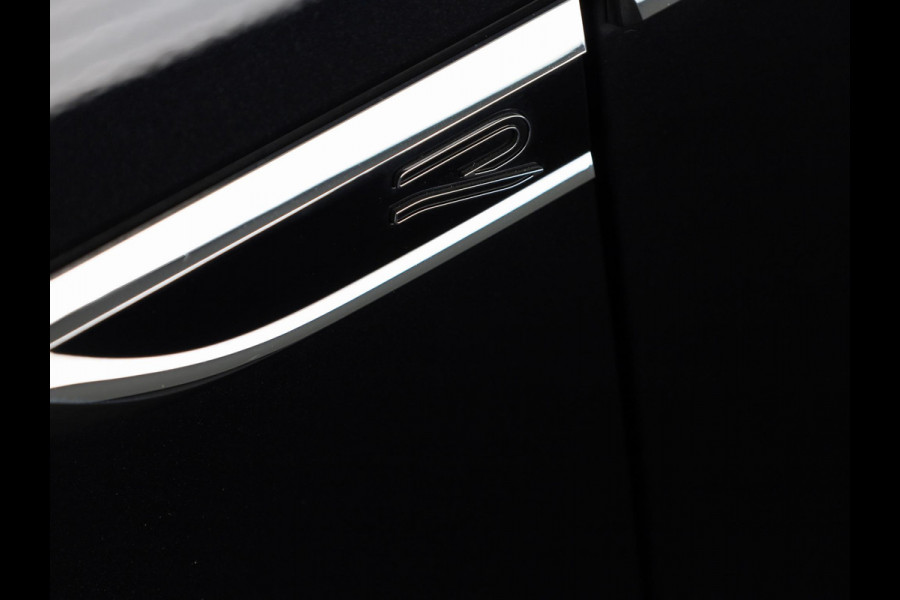 Volkswagen T-Roc 1.5 TSI R-Line Business 150 pk Automaat (DSG) | Navigatie | Panoramadak | Parkeersensoren | Achteruitrij camera | Adaptieve cruise control | Keyless | Full Led koplampen |