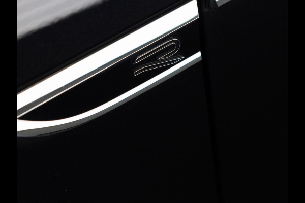 Volkswagen T-Roc 1.5 TSI R-Line Business 150 pk Automaat (DSG) | Navigatie | Panoramadak | Parkeersensoren | Achteruitrij camera | Adaptieve cruise control | Keyless | Full Led koplampen |