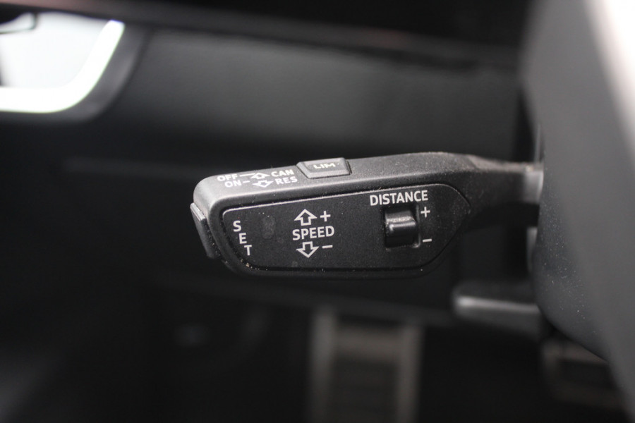 Audi A6 Avant S6 TDI quattro / Trekhaak / Panoramadak / 360Camera / Head-up / Standverwarming / 20'' / Softclose / B&O / RS Seats / Stuur+Stoelverwarming / Dodehoek / DAB / ACC