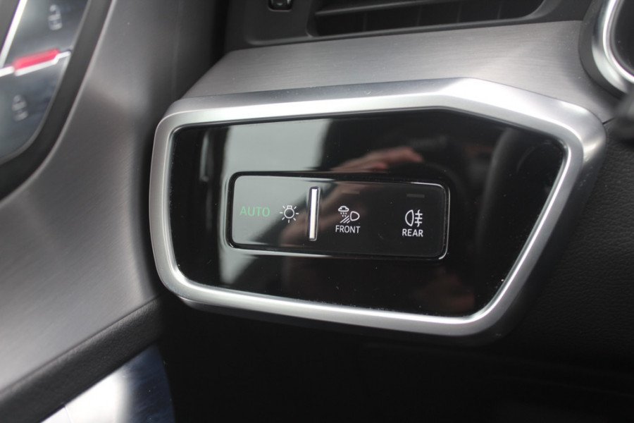 Audi A6 Avant S6 TDI quattro / Trekhaak / Panoramadak / 360Camera / Head-up / Standverwarming / 20'' / Softclose / B&O / RS Seats / Stuur+Stoelverwarming / Dodehoek / DAB / ACC