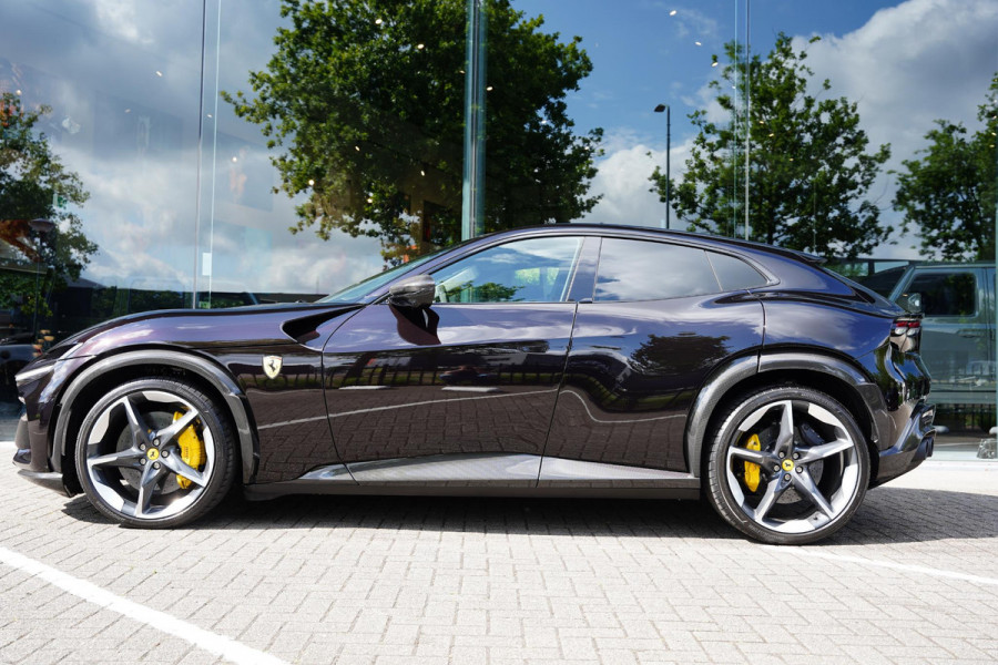 Ferrari Purosangue 6.5 V12 Full Carbon Pack Lifting Panoramadak