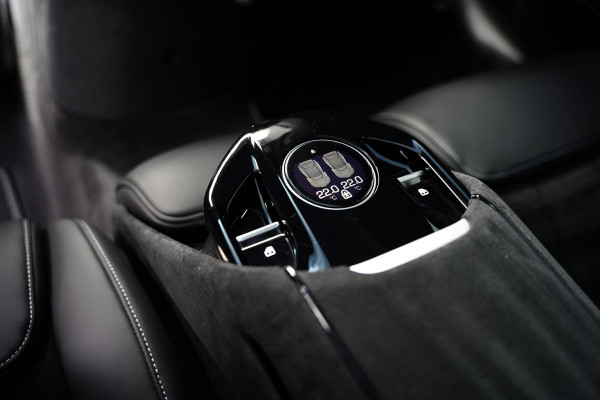 Ferrari Purosangue 6.5 V12 Full Carbon Pack Lifting Panoramadak