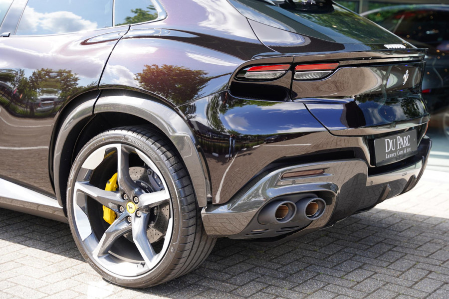 Ferrari Purosangue 6.5 V12 Full Carbon Pack Lifting Panoramadak