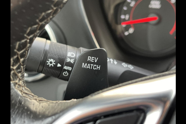 Chevrolet Camaro Convertible 6.2 V8*HEAD-UP*BOSE*CAM*MEMORY*KEYLESS*CRUISE*TEL*