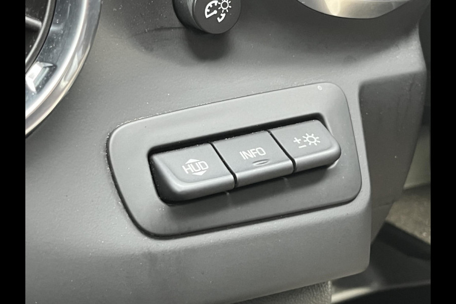 Chevrolet Camaro Convertible 6.2 V8*HEAD-UP*BOSE*CAM*MEMORY*KEYLESS*CRUISE*TEL*