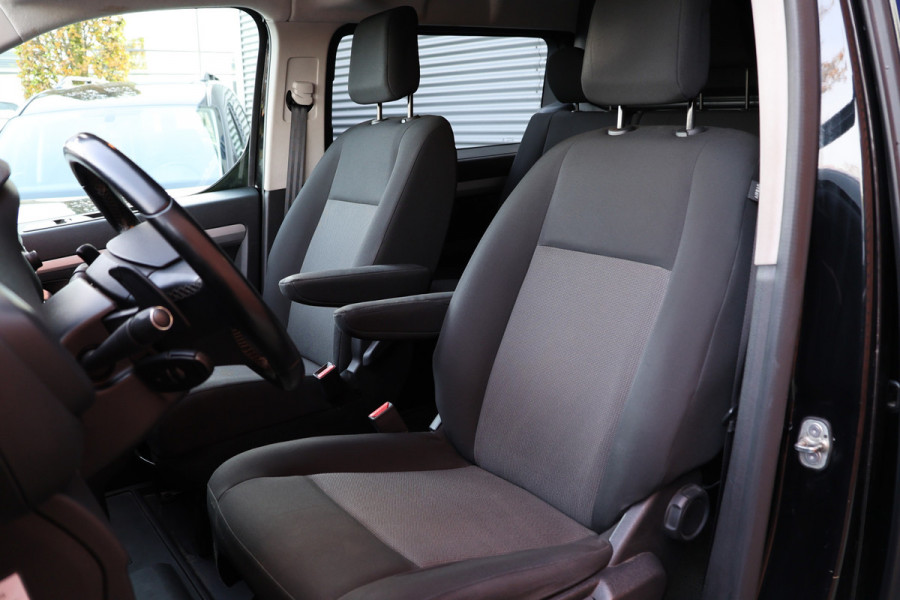 Opel Vivaro 2.0 CDTI L3H1 DC 177 PK | Head-Up | CarPlay | Camera | F1 Flippers | L+R Schuifdeur | Navigatie | Trekhaak | Climate control | 5-Zitter | Nieuwe APK | NAP Logisch | NL Auto