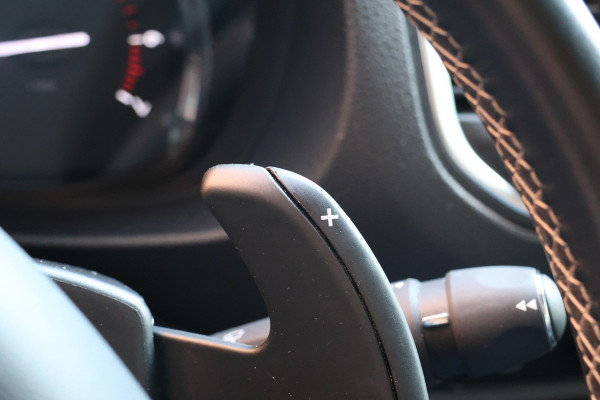 Opel Vivaro 2.0 CDTI L3H1 DC 177 PK | Head-Up | CarPlay | Camera | F1 Flippers | L+R Schuifdeur | Navigatie | Trekhaak | Climate control | 5-Zitter | Nieuwe APK | NAP Logisch | NL Auto