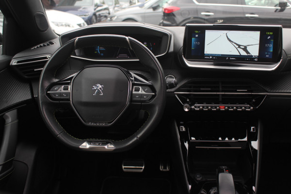 Peugeot e-208 EV GT 350 50 kWh Panoramadak / Camera / Virtual Cockpit / Half leder / Navigatie / Keyless / Cruise Control / Dodehoek detectie