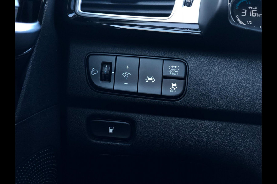 Kia Niro 1.6 GDi Hybrid Design Edition | SCHUIFDAK, NAVI, CAMERA, CRUISE, STOEL+STUURVERW. | DEALERONDERHOUDEN | NAP |