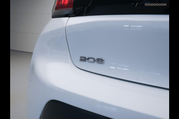 Peugeot 208 1.2 PureTech Sport (APPLE CARPLAY,LED,CAMERA,PARKEERSENSOREN,PARELMOER,LM-VELGEN,NIEUWE APK,CRUISE,TOPCONDITIE)