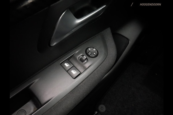 Peugeot 208 1.2 PureTech Sport (APPLE CARPLAY,LED,CAMERA,PARKEERSENSOREN,PARELMOER,LM-VELGEN,NIEUWE APK,CRUISE,TOPCONDITIE)