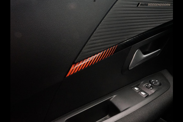 Peugeot 208 1.2 PureTech Sport (APPLE CARPLAY,LED,CAMERA,PARKEERSENSOREN,PARELMOER,LM-VELGEN,NIEUWE APK,CRUISE,TOPCONDITIE)