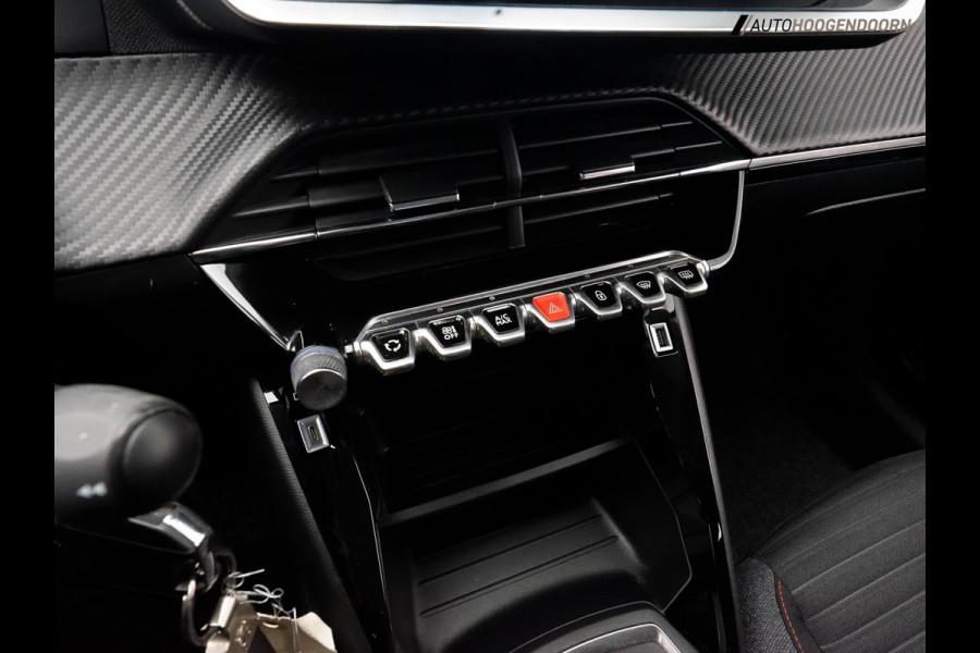 Peugeot 208 1.2 PureTech Sport (APPLE CARPLAY,LED,CAMERA,PARKEERSENSOREN,PARELMOER,LM-VELGEN,NIEUWE APK,CRUISE,TOPCONDITIE)