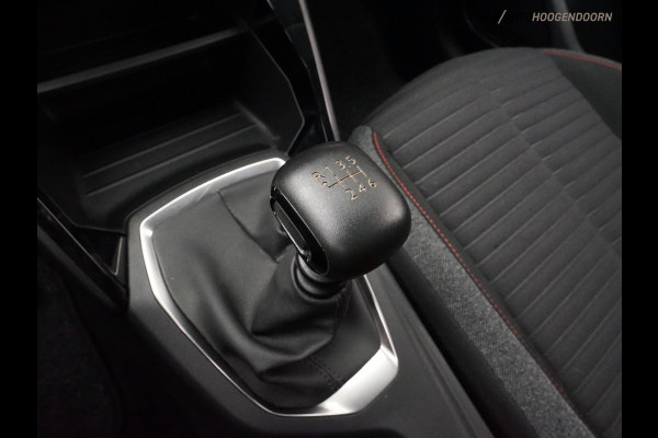 Peugeot 208 1.2 PureTech Sport (APPLE CARPLAY,LED,CAMERA,PARKEERSENSOREN,PARELMOER,LM-VELGEN,NIEUWE APK,CRUISE,TOPCONDITIE)