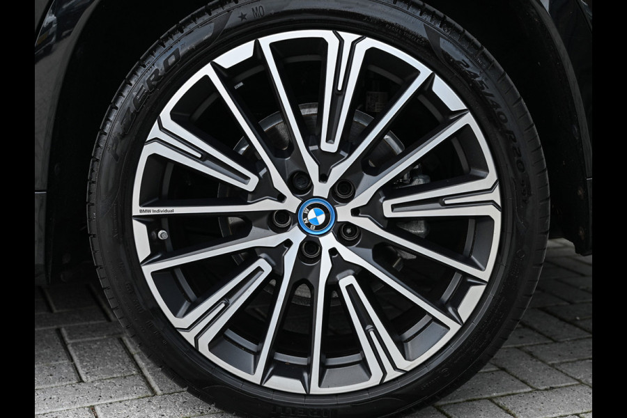 BMW iX1 XDRIVE 30 LAUNCH EDITION 67 kWh | M-SPORT | NL-AUTO | COMFORT ACCESS | PANORAMADAK | 360 CAMERA | HARMAN/KARDON | HEAD-UP | VIRT
