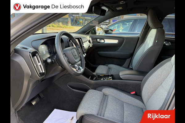 Volvo XC40 1.5 T4 Plug-in hybrid Plus Dark / Panorama-dak / Harman-Kardon / camera / stuur en stoel verwarming